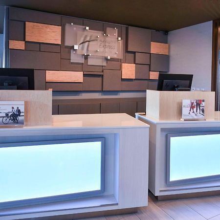 Holiday Inn Express & Suites - Madisonville By Ihg Εξωτερικό φωτογραφία